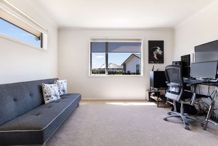 55 Alan Livingston Drive Cambridge_13