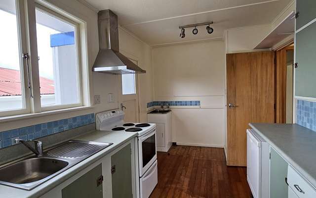 57 Kiwi Road Raumati Beach_4