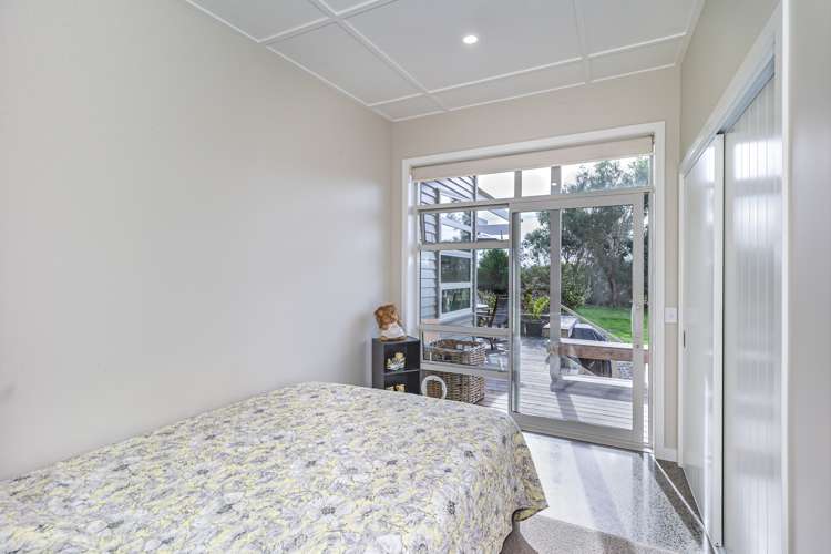 3 Takapu Road Manakau_14