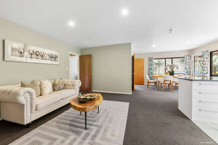 5 Spears Place Botany Downs_6