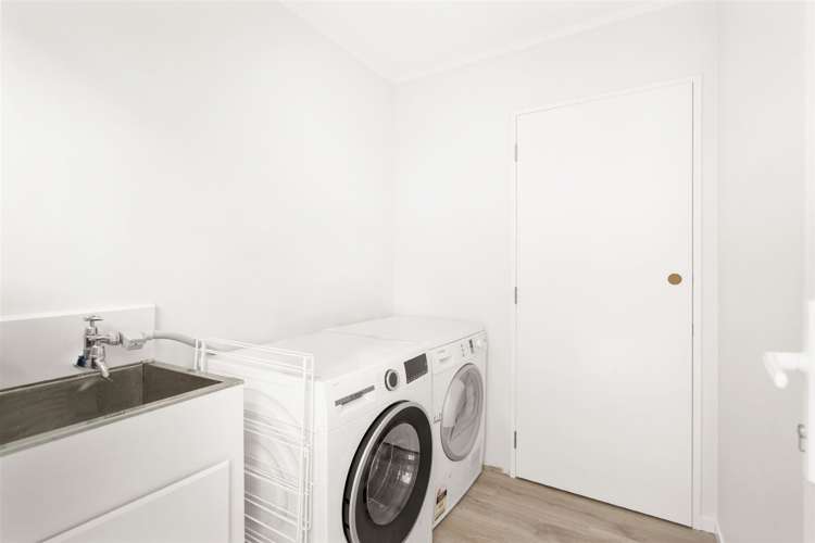 2/6 Marsh Avenue Forrest Hill_17