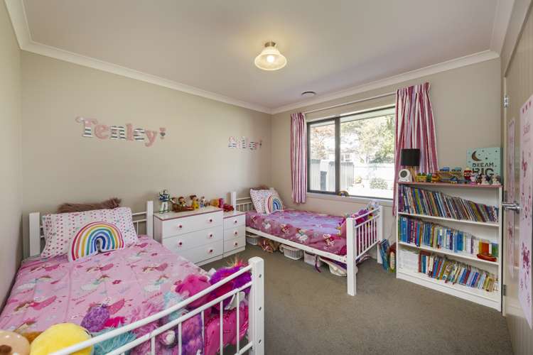 11 Mahi Grove Feilding_13