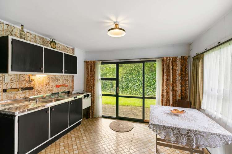 2/16 Litten Road Cockle Bay_14