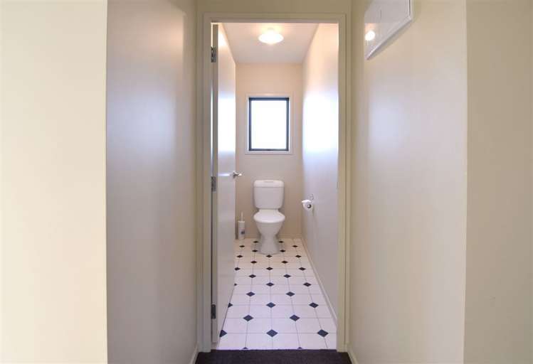 8 Daphne Road Tairua_11