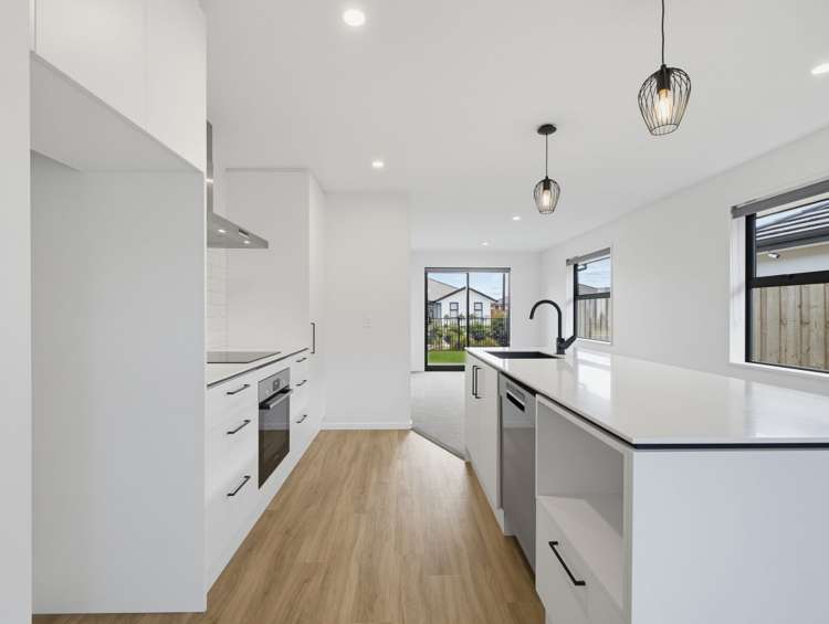 38 Crossley Avenue_5