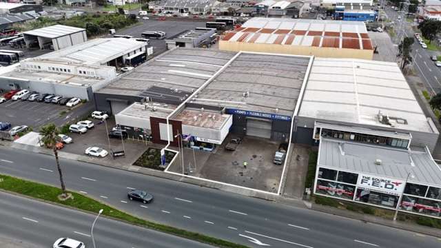 Road Front Warehouse - Onehunga