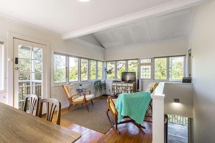 25 Tahatai Road Oneroa_7