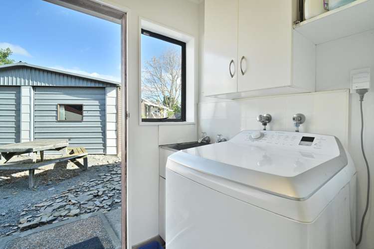 917 Collinge Road Mayfair_9