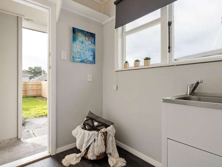 2 Yeats Crescent Fairfield_15