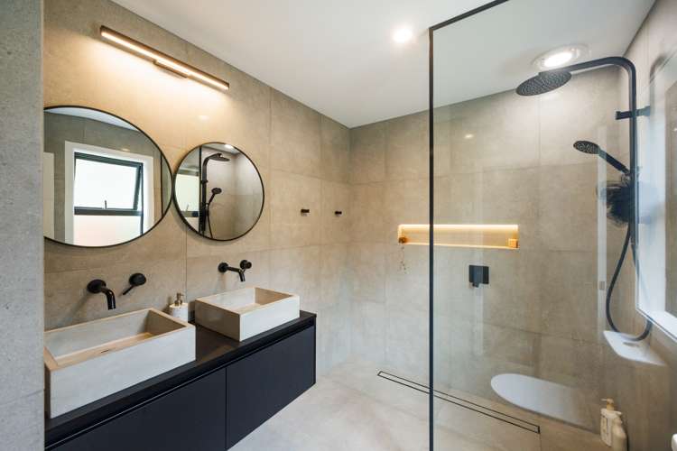 35 Freedom Drive Kelvin Grove_21