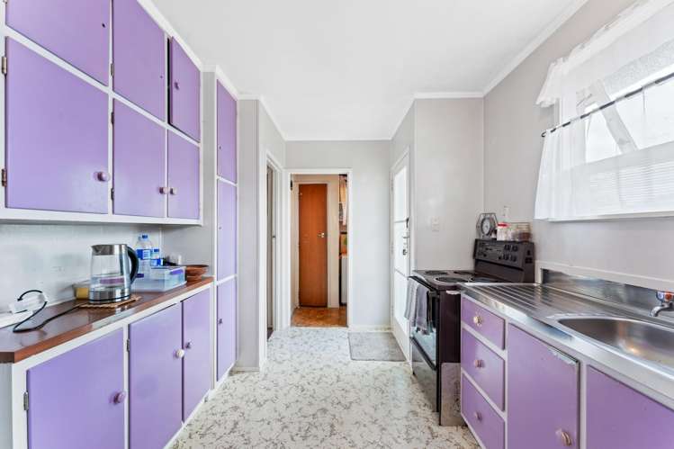 8 Winiata Terrace Papakura_12