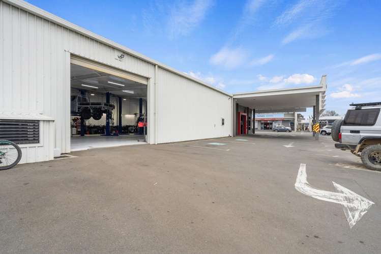 10 and 12 McGlashen Avenue Richmond_6