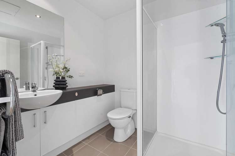 D6/60 Masons Road Oteha_17