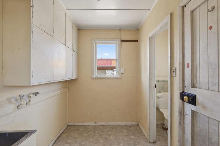 89 Cracroft Street Waitara_15