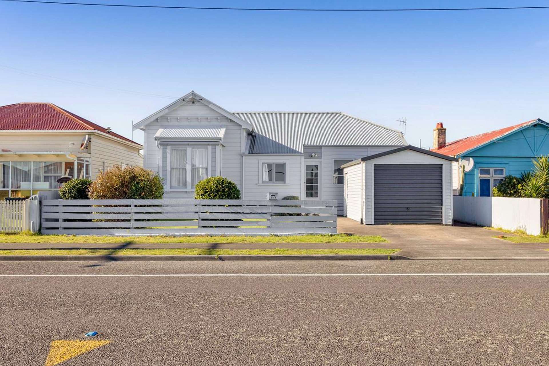 76 Disraeli Street Hawera_0
