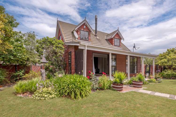 60 Solomon Ave Redwood_16