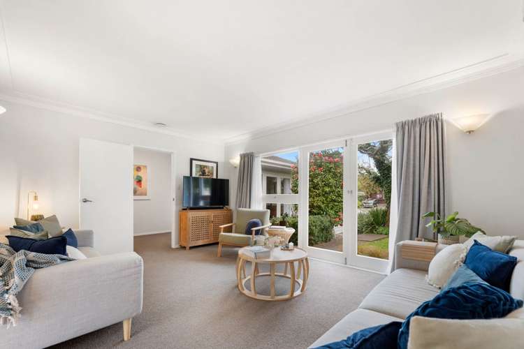 18 Booralee Avenue Botany Downs_9