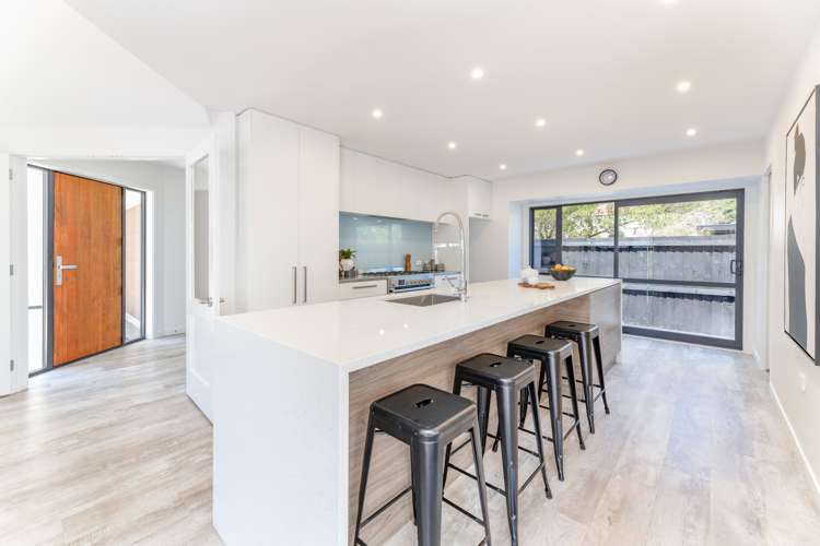 126a Esplanade Sumner_1