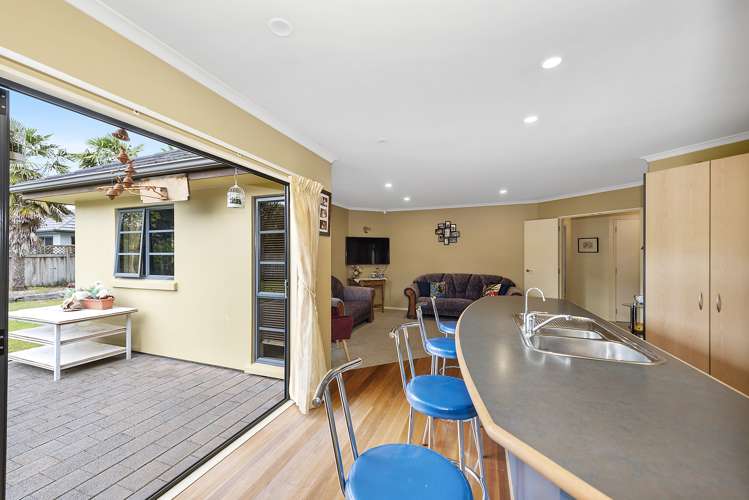 57 Cairns Crescent Rototuna_6
