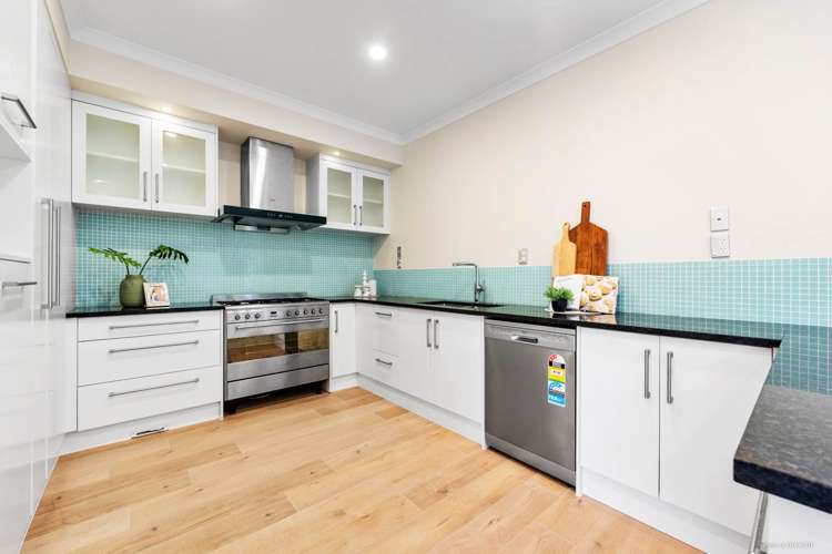 77 Donovan Street Blockhouse Bay_5