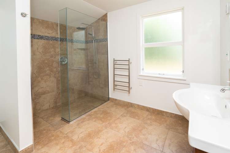 627 Boundary Road Willowby_7