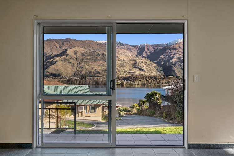 23 Lakeside Road Wanaka_9