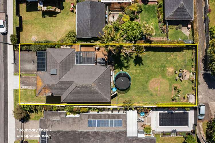 4 Caughey Place Mount Albert_16