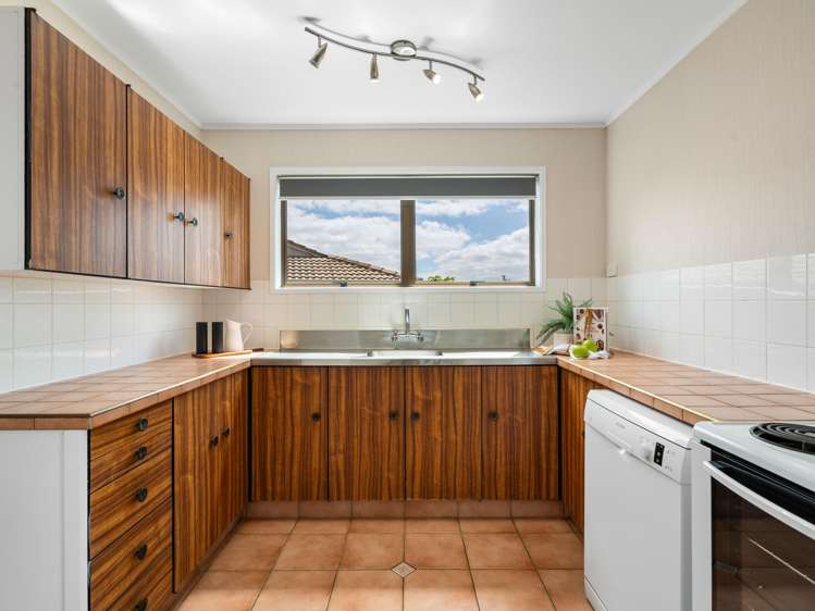 31 Amanda Avenue Dinsdale_4