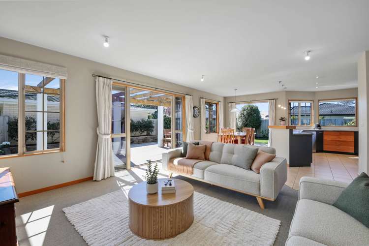 12 Springswood Grove Springlands_3
