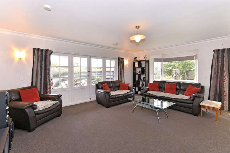 389 Lower Queen Street Richmond_5