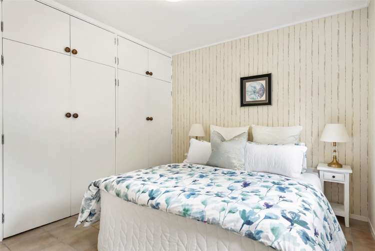 2/25 Inverness Road Browns Bay_9