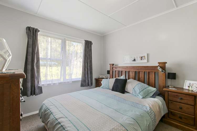 52 Coast Road Wainuiomata_2