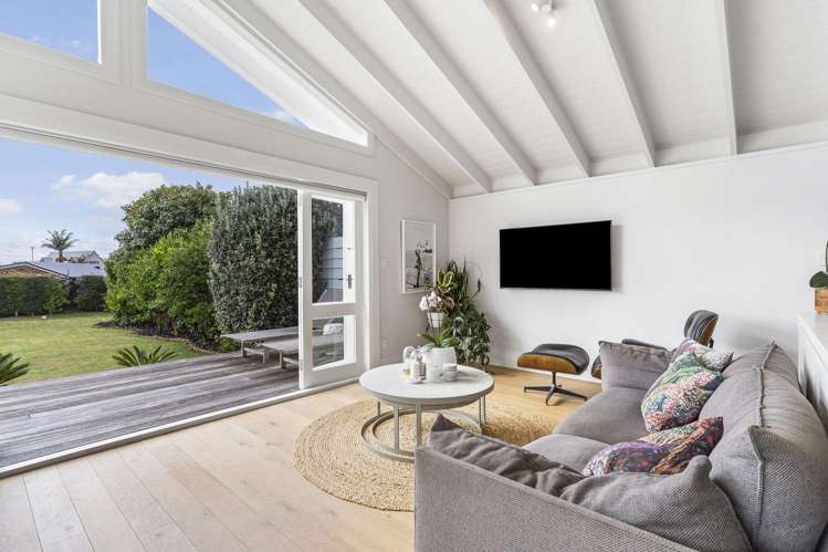 89 Symonds Street Royal Oak_13