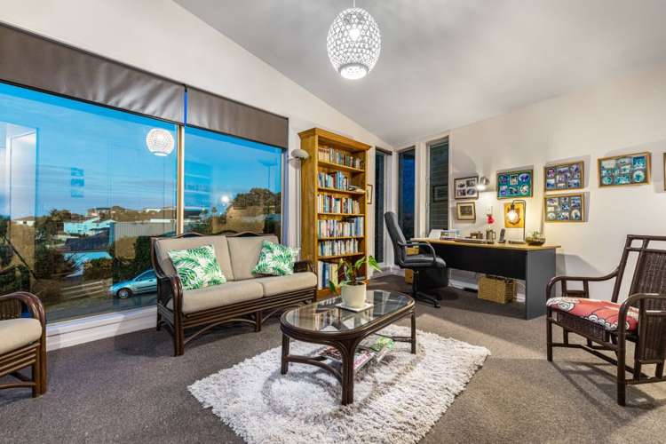 3 Veronica Close Red Beach_8