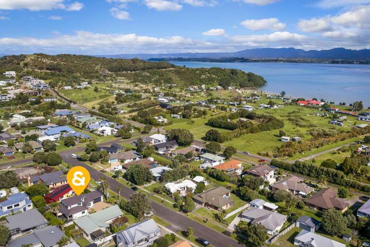 53 Papaunahi Road, Bowentown Waihi Beach_32