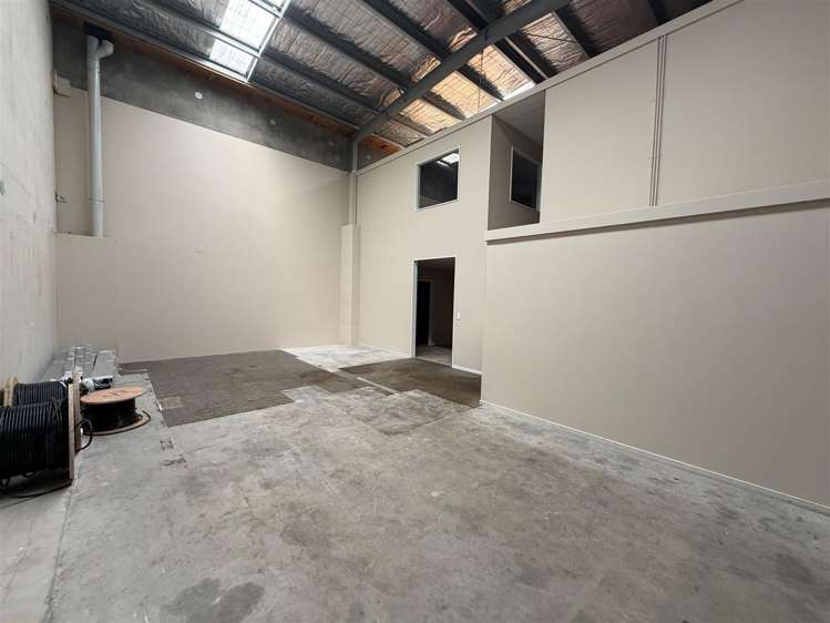 Unit 13/33 Nga Mahi Road Sockburn_3