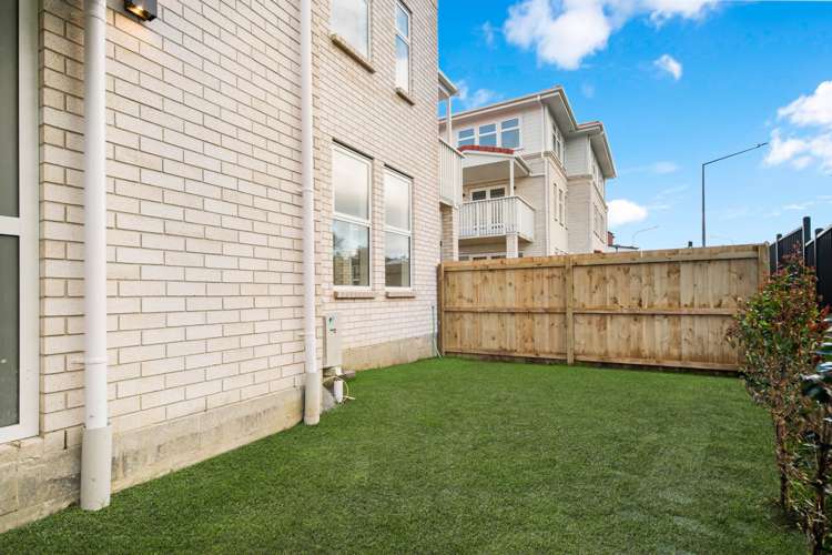 1803 Great North Road Avondale_21