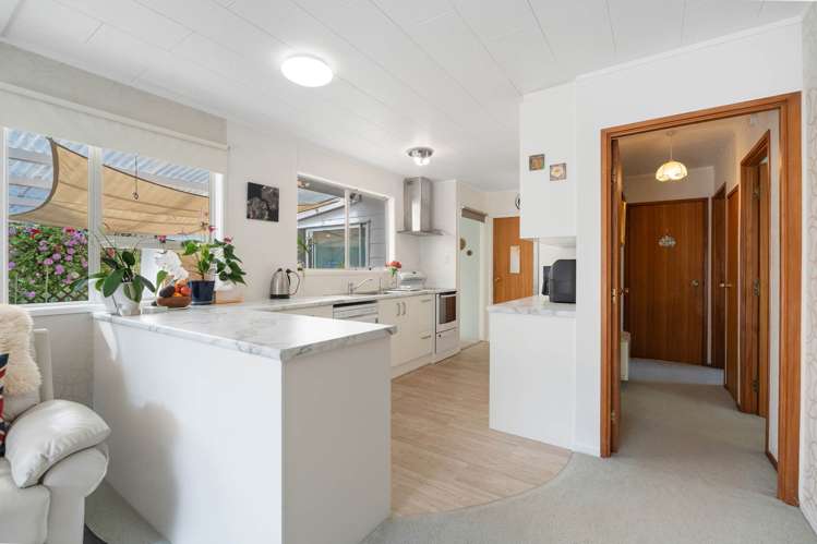 6 June Place Torbay_4
