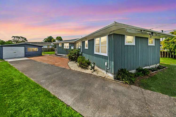 137 Henderson Valley Road_0