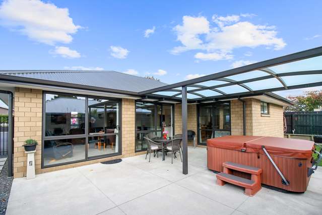 260 Coronation Avenue Welbourn_1