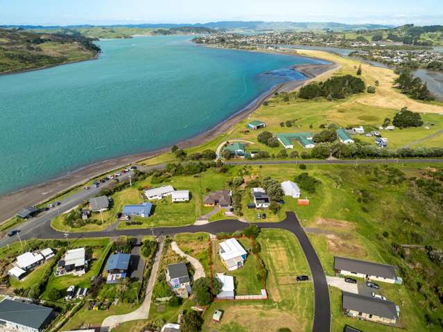 14 Wainamu Road Raglan_2