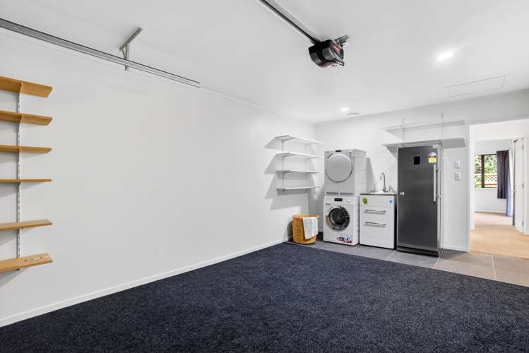 15I Vinograd Drive Te Atatu Peninsula_16