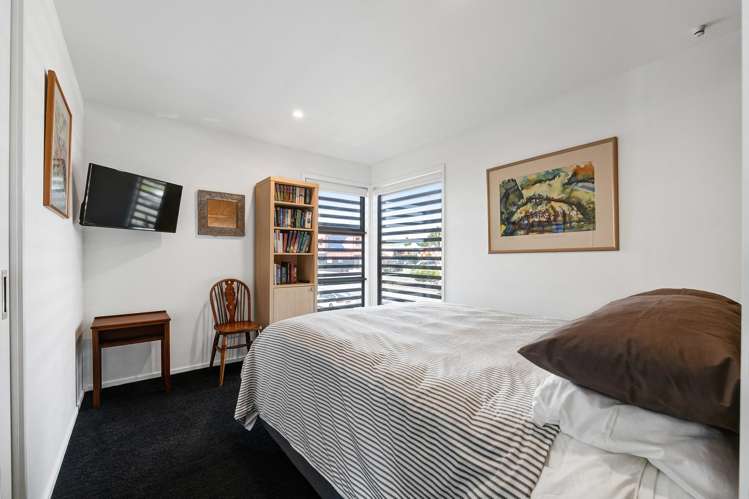 244 Devon Street West City Centre_16