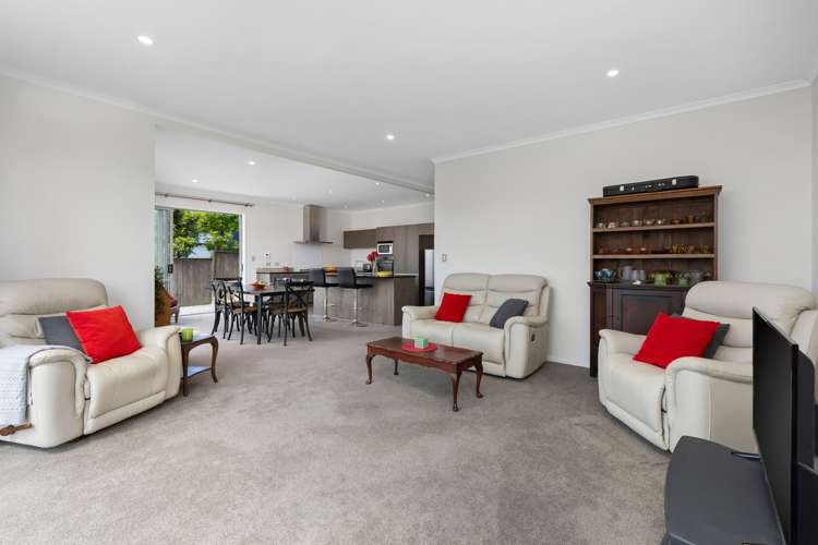 22 Colonial Drive Silverdale_6