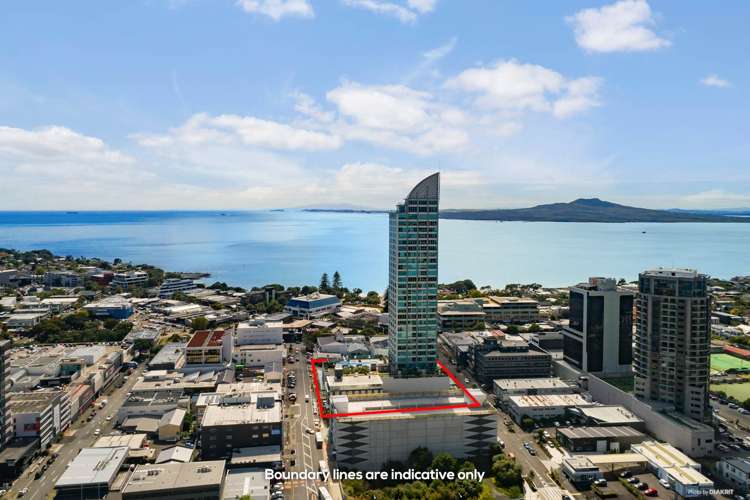 602/3 Northcroft Street_0