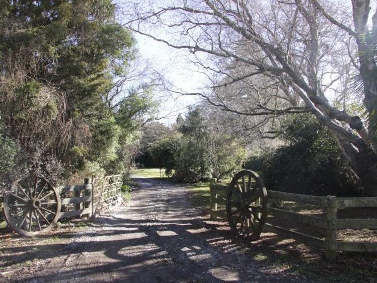 1821 North Eyre Road West Eyreton_10