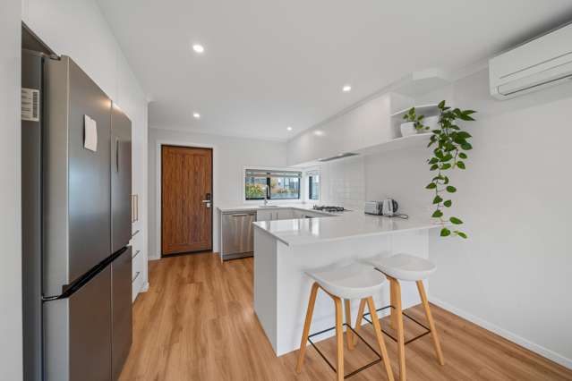 17 Reakes Crescent Wallaceville_4