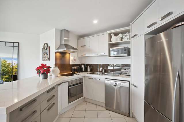 2A/84 Gunner Drive Te Atatu Peninsula_3