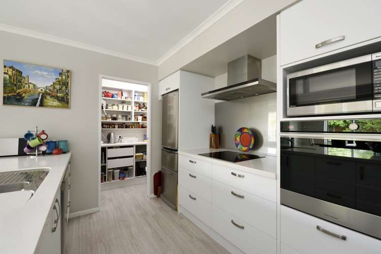 6 Childs Way Richmond_9