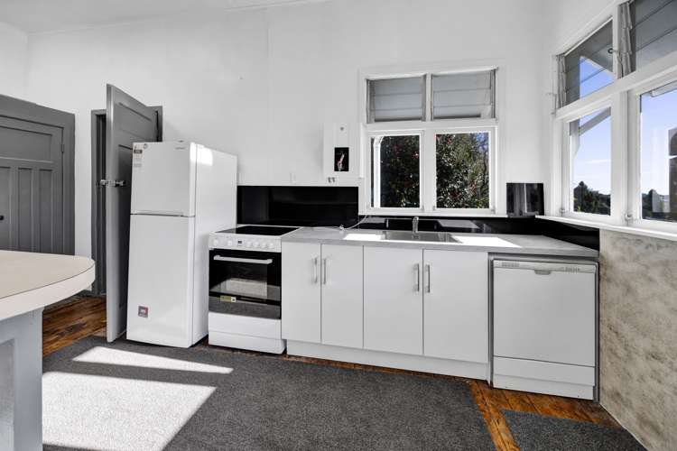 98 Liardet Street New Plymouth Central_10